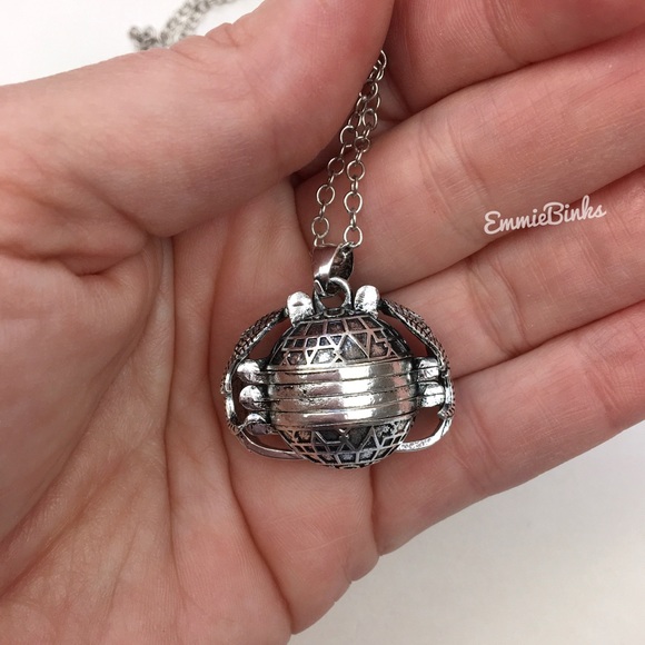 New Photo Picture Keeper Accordion Orb Pendant Necklace / Photo Globe Locket - Picture 3 of 16